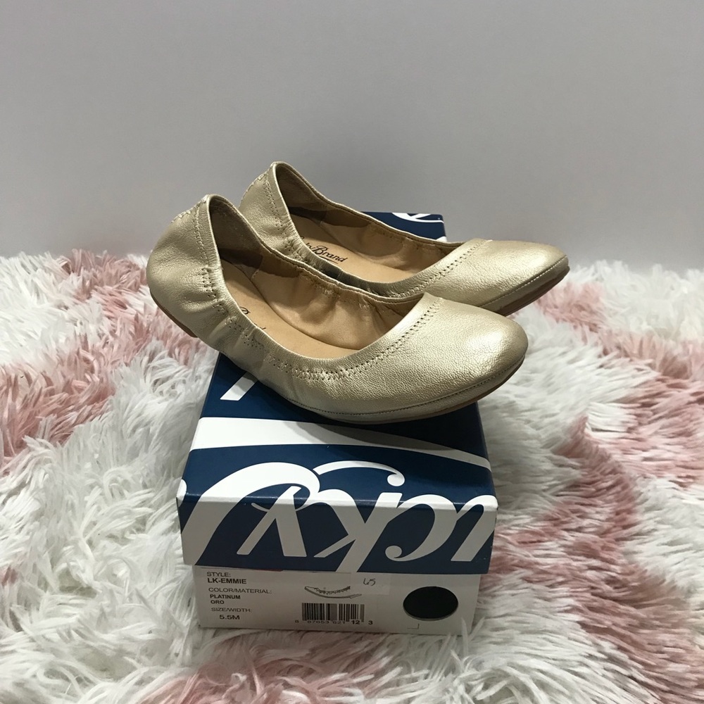 ❤️ Beautiful Lucky Brand gold flats ❤️